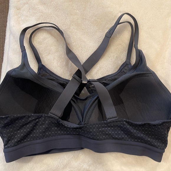 Victoria sport bra - Picture 3 of 5